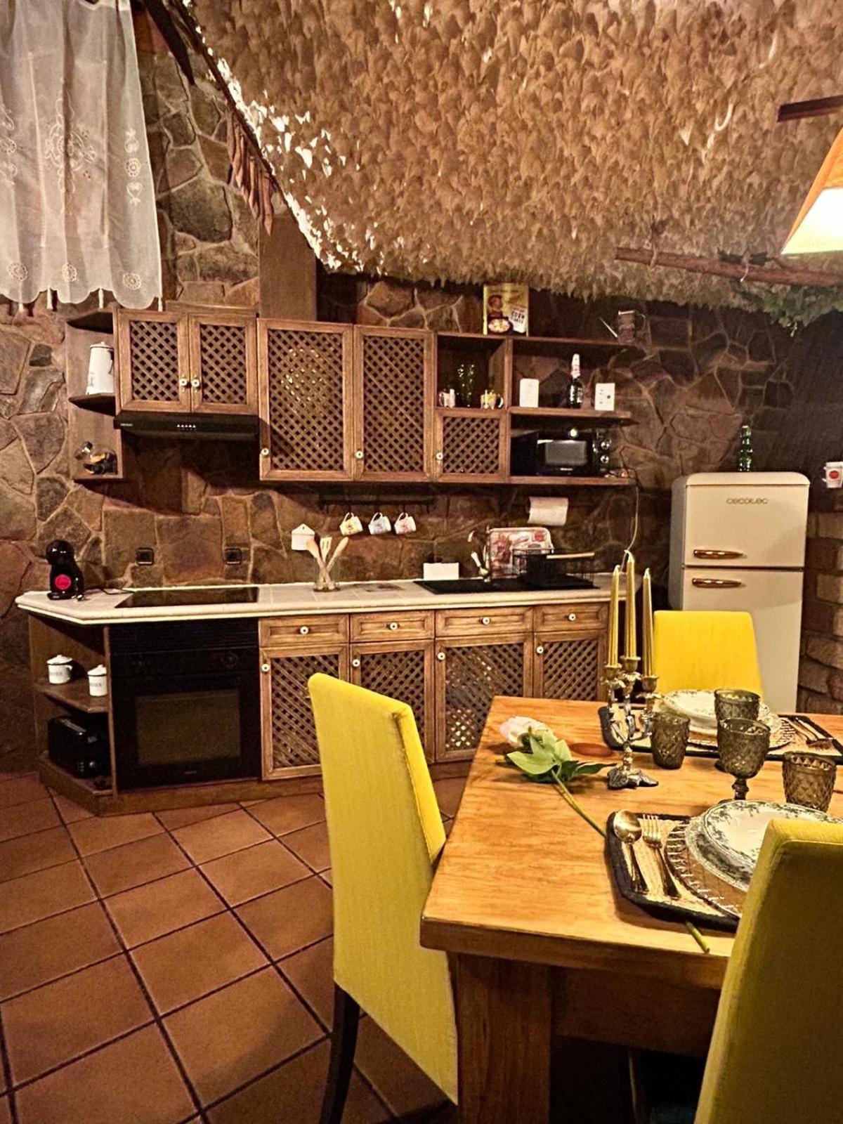 Hébergement de vacances Cueva Del Abuelo El Molar